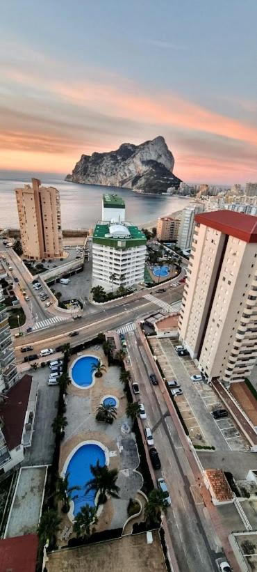 Esmeralda Suites Sunrise Con Piscina Калпе Екстериор снимка