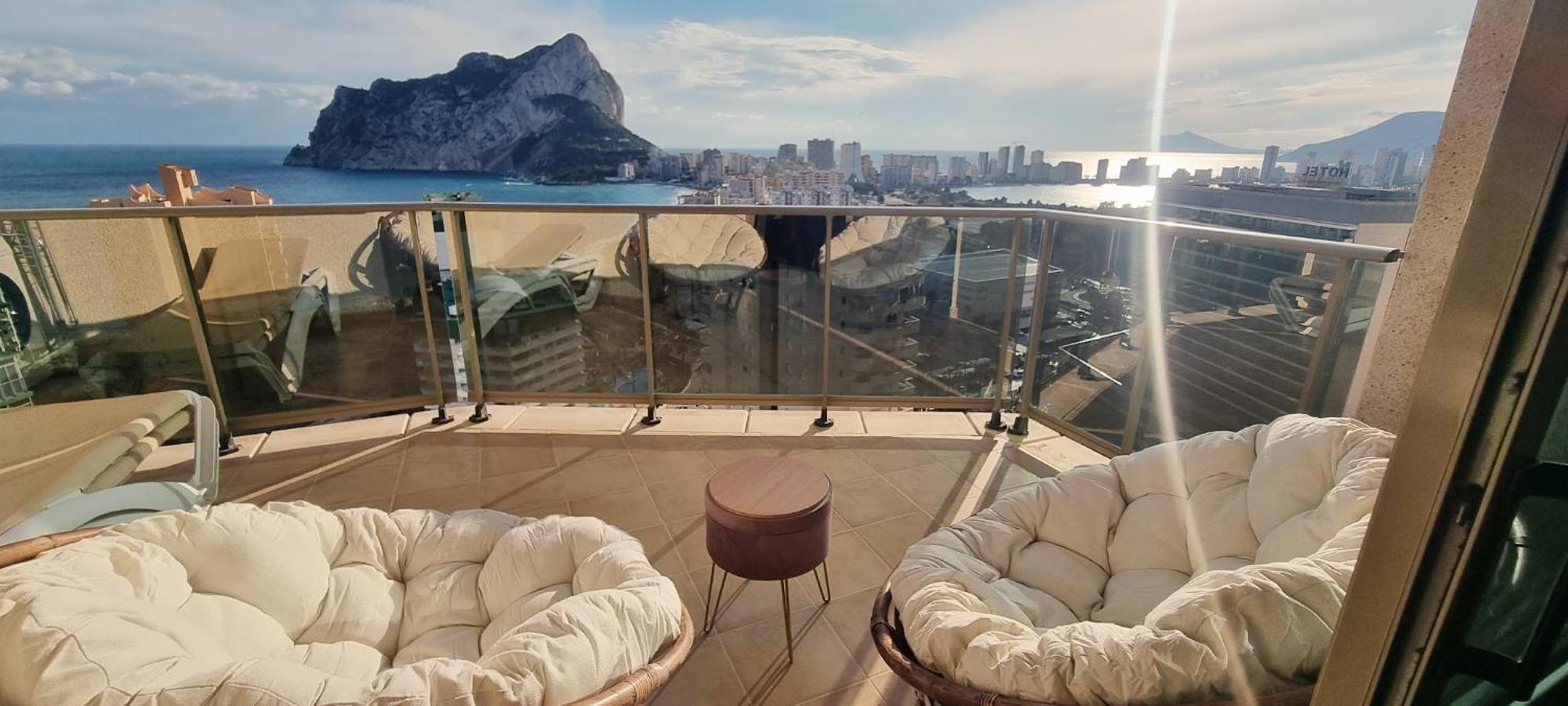 Esmeralda Suites Sunrise Con Piscina Калпе Екстериор снимка
